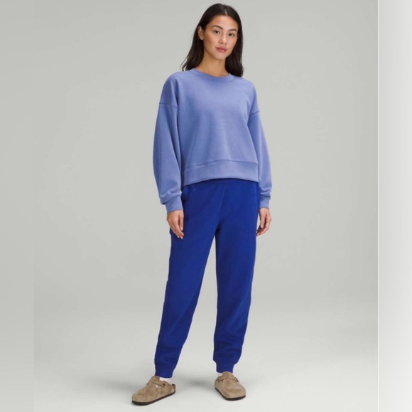 Lululemon Softstreme Perfectly Oversized Crop Crew - Picture 2 of 7